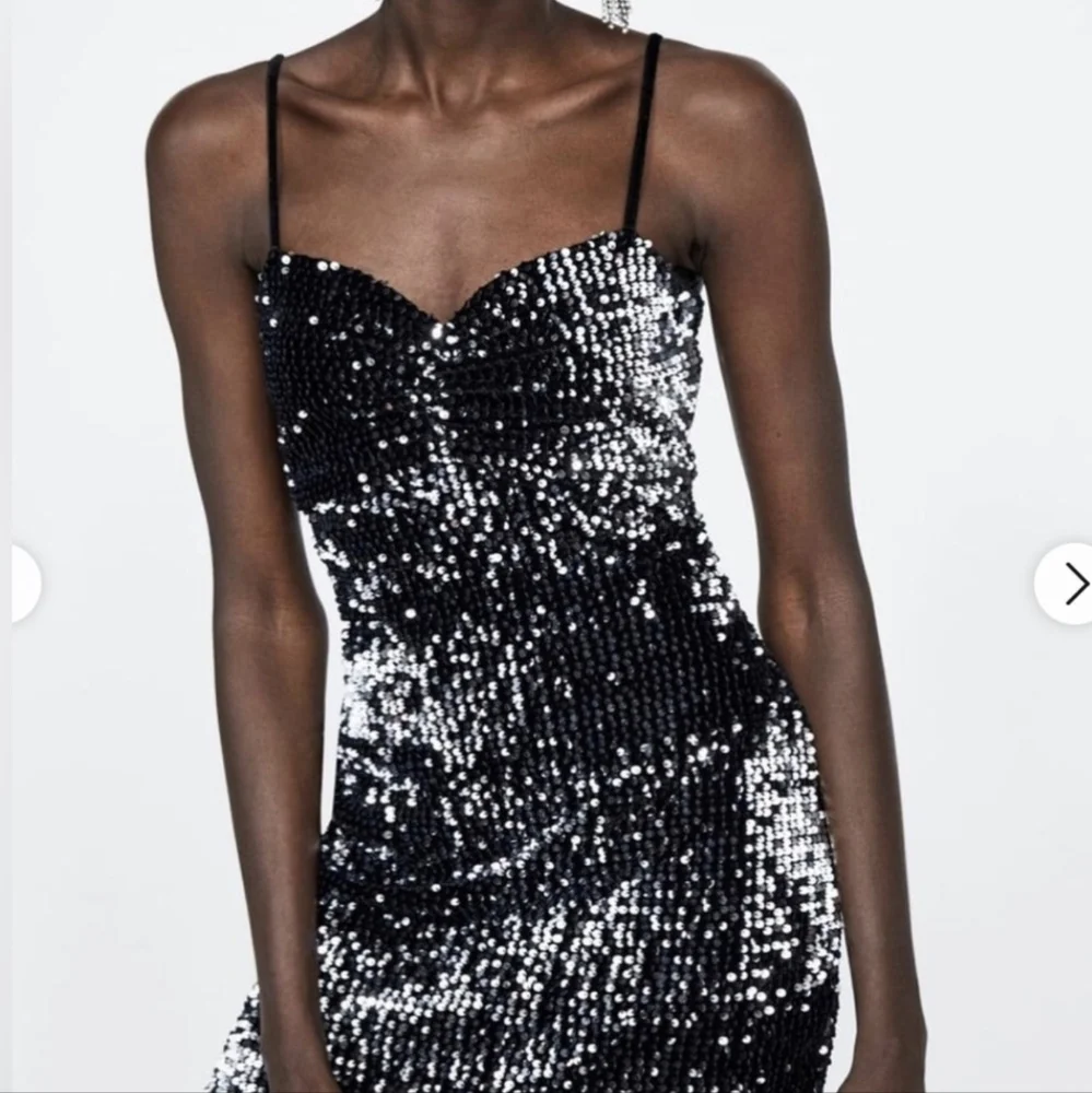 Zara Basic Black and Silver Sequin Embellished‎ Mini Dress Size Small - Picture 2 of 7